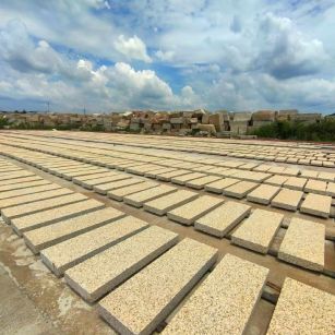 邯郸 黄金麻荔枝面花岗岩石材地铺石防护中