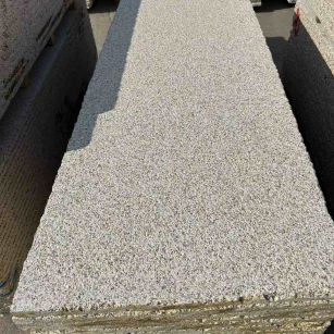 邯郸 黄金麻花岗岩荔枝面毛板，半成品