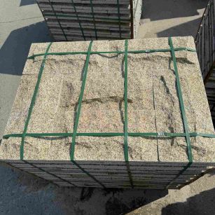 邯郸 黄金麻花岗岩石材自然面蘑菇石成品