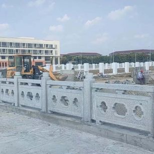 邯郸 白麻花岗岩荔枝面河道栏杆