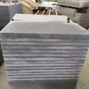 邯郸 芝麻白5公分火烧地铺成品，900*400，规格可定制