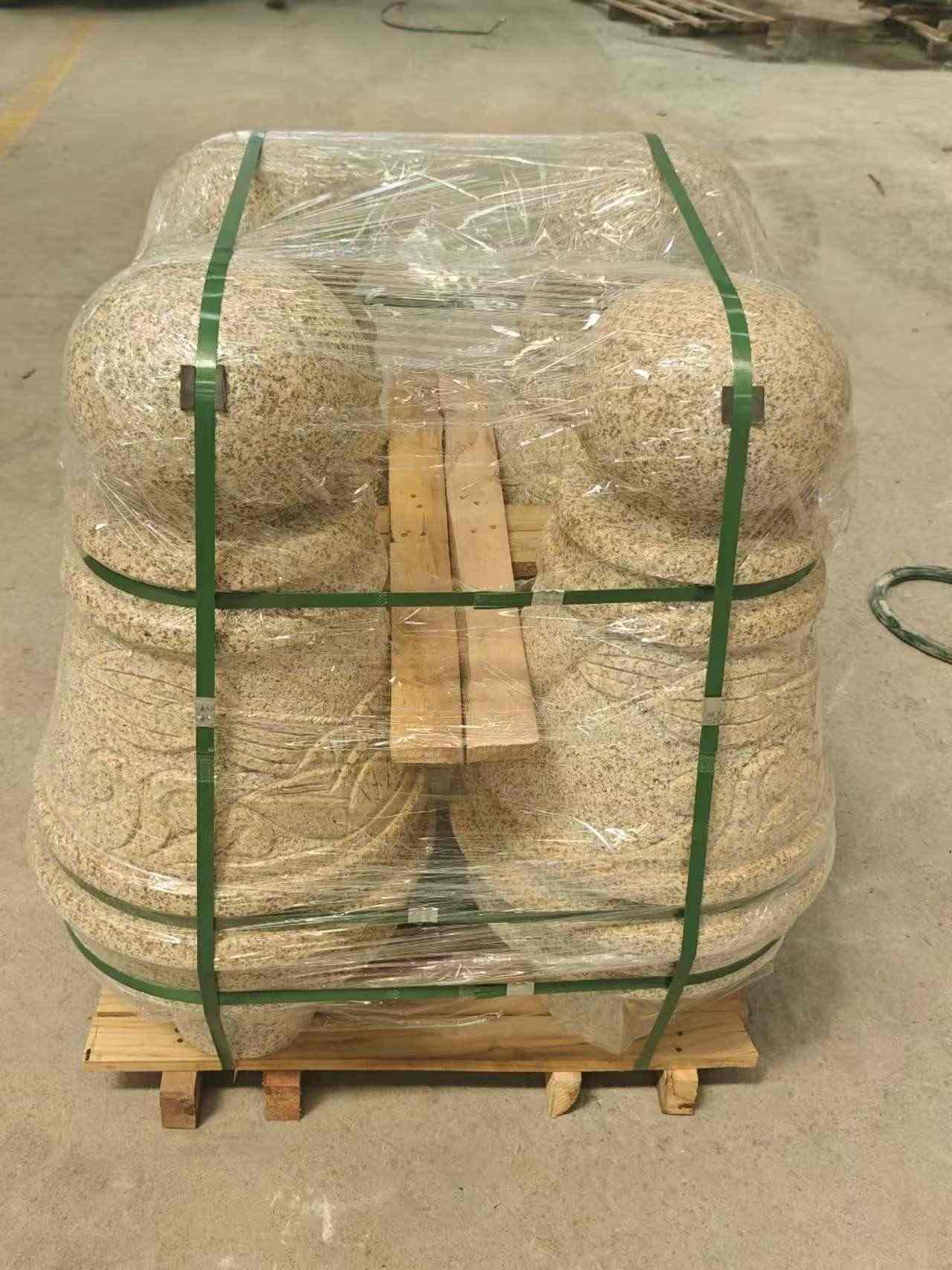 邯郸 黄金麻异形定制雕花——棒棒糖挡车柱