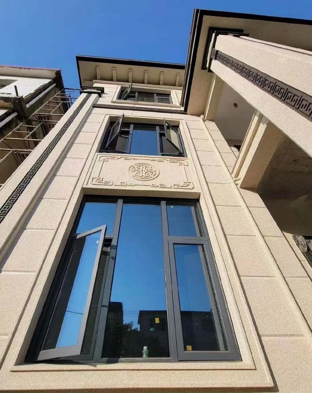 邯郸 黄金麻荔枝面别墅外墙干挂效果展示