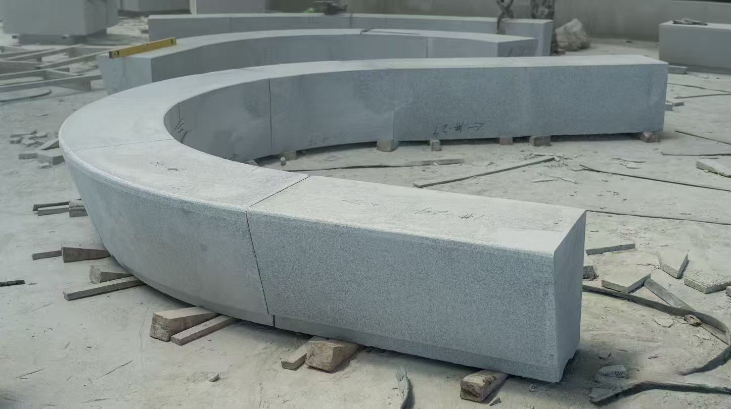 邯郸 芝麻白花岗岩光面弧形坐凳