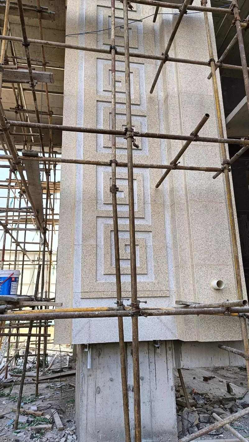 邯郸 黄金麻花岗岩别墅外墙干挂回纹造型效果