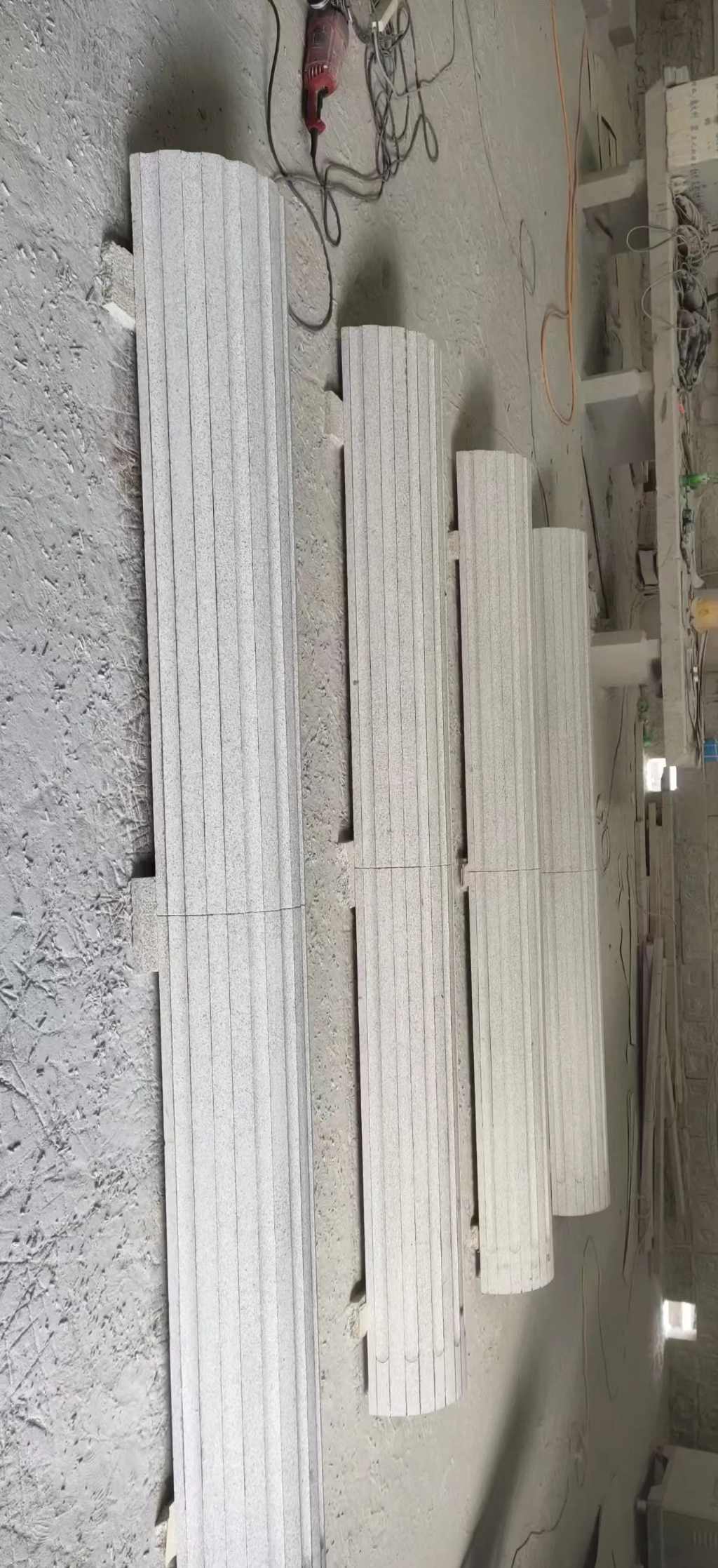 邯郸 花岗岩厂家带你看白麻花岗岩门楼大柱柱皮